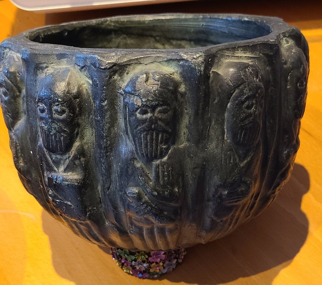 Unieke kans : Prachtige Terracotta cachepot - F. Figueras, Ophalen