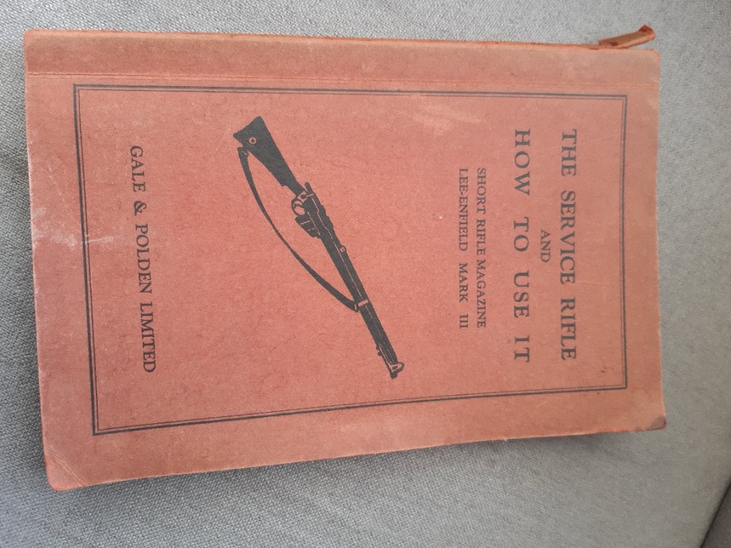 Lee enfield boekje, Ophalen of Verzenden, Landmacht, Boek of Tijdschrift