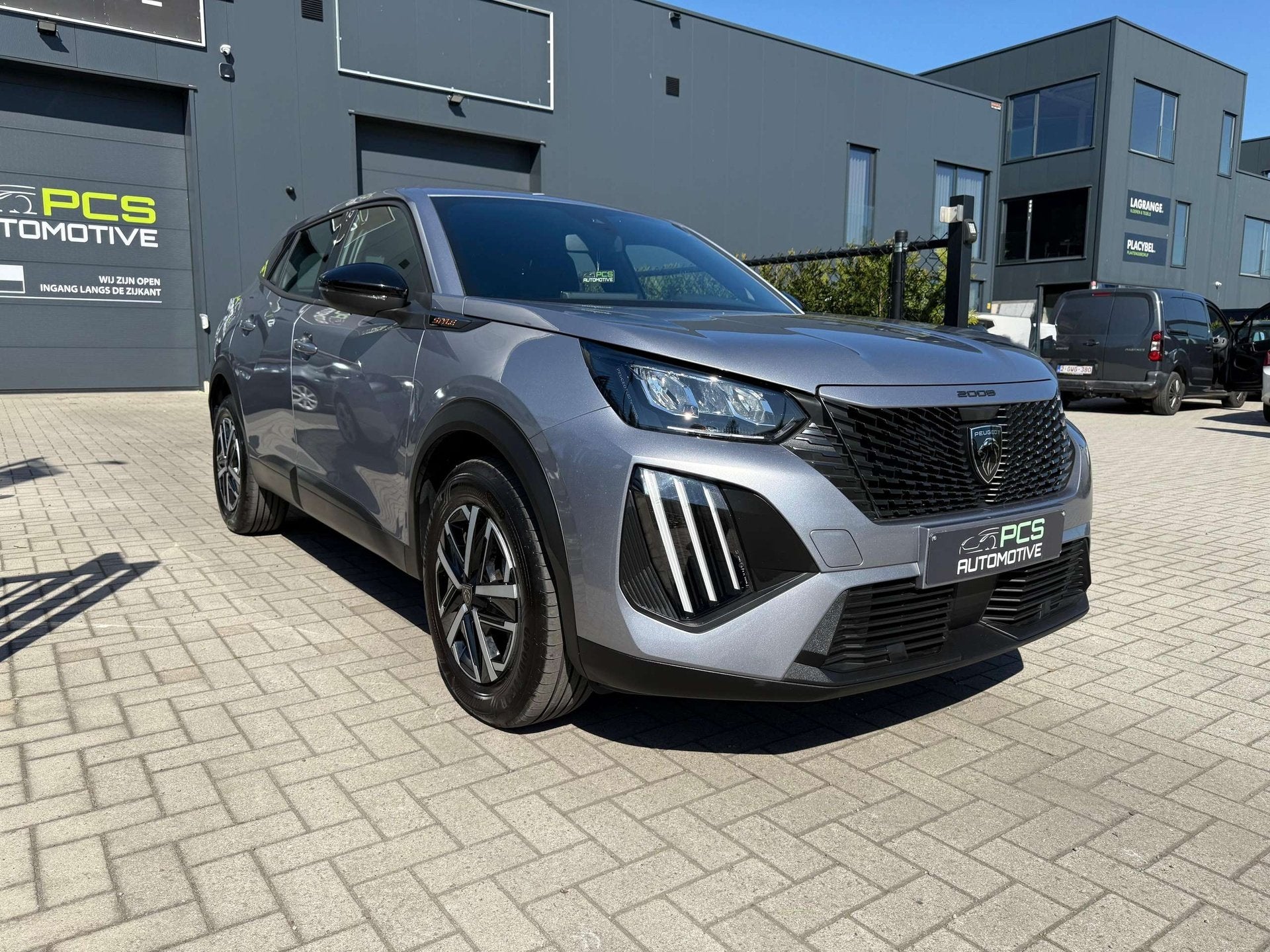 Peugeot 2008 NIEUW! / BTW-aftrekbaar / 1e Eigenaar / 22.000, Auto's, Stof, Gebruikt, Bedrijf, 5 deurs
