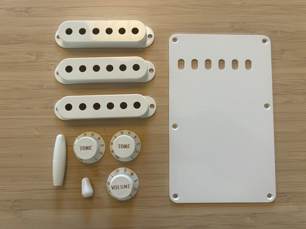 Fender Stratocaster Accessory Kit White, Muziek en Instrumenten, Ophalen of Verzenden, Zo goed als nieuw