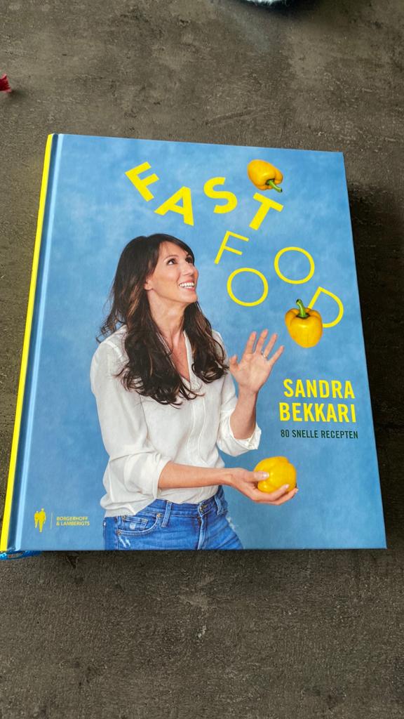 Sandra Bekkari - Fast Food, Nieuw, Ophalen of Verzenden, Sandra Bekkari, Gezond koken