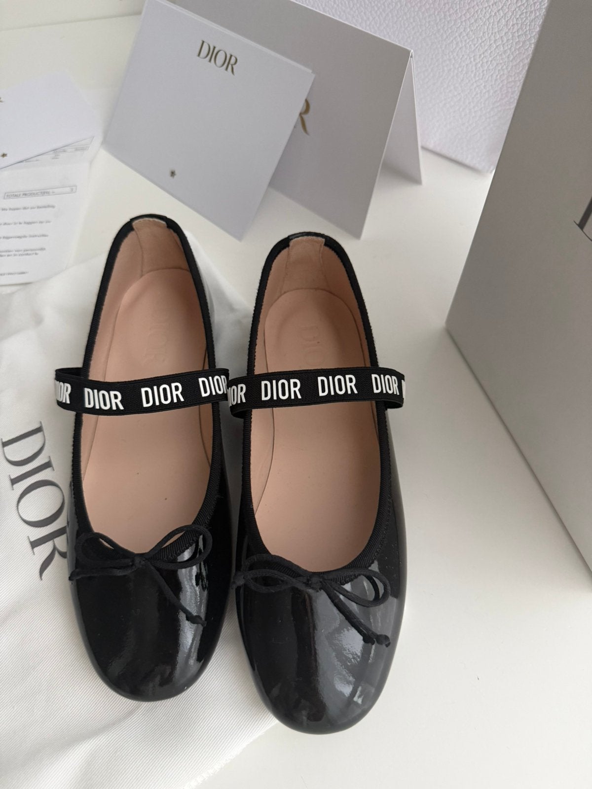 Ballerine dior fille taille 33, Kleding | Dames, Ophalen of Verzenden, Nieuw, Ballerina's