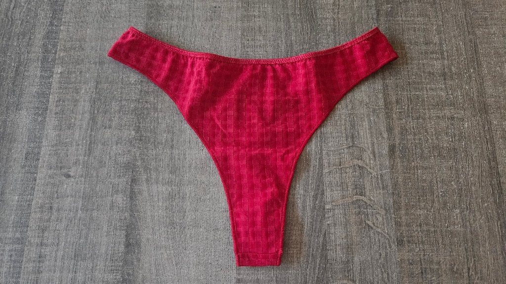 Rode string Marie-Jo maat 40 (medium) nieuw, Kleding | Dames, Marie Jo, Verzenden, Rood, String
