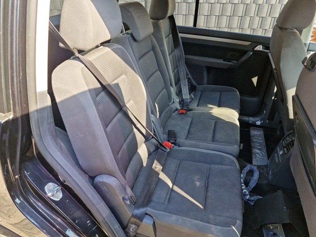 CEINTURE DE SECURITE ARRIERE GAUCHE Touran (1T1 / T2), Autos : Pièces & Accessoires, Volkswagen, Volkswagen AG, Utilisé, Kundenbetreuung@volkswagen.de