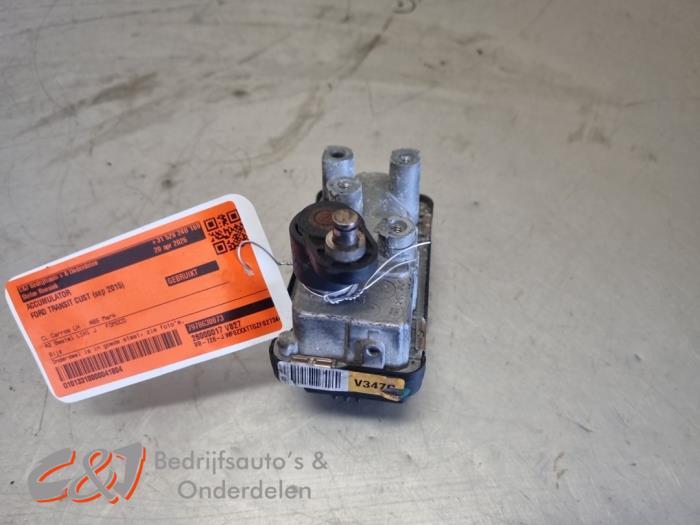 Accumulator van een Ford Transit Custom, Gebruikt, -, -, Ophalen of Verzenden