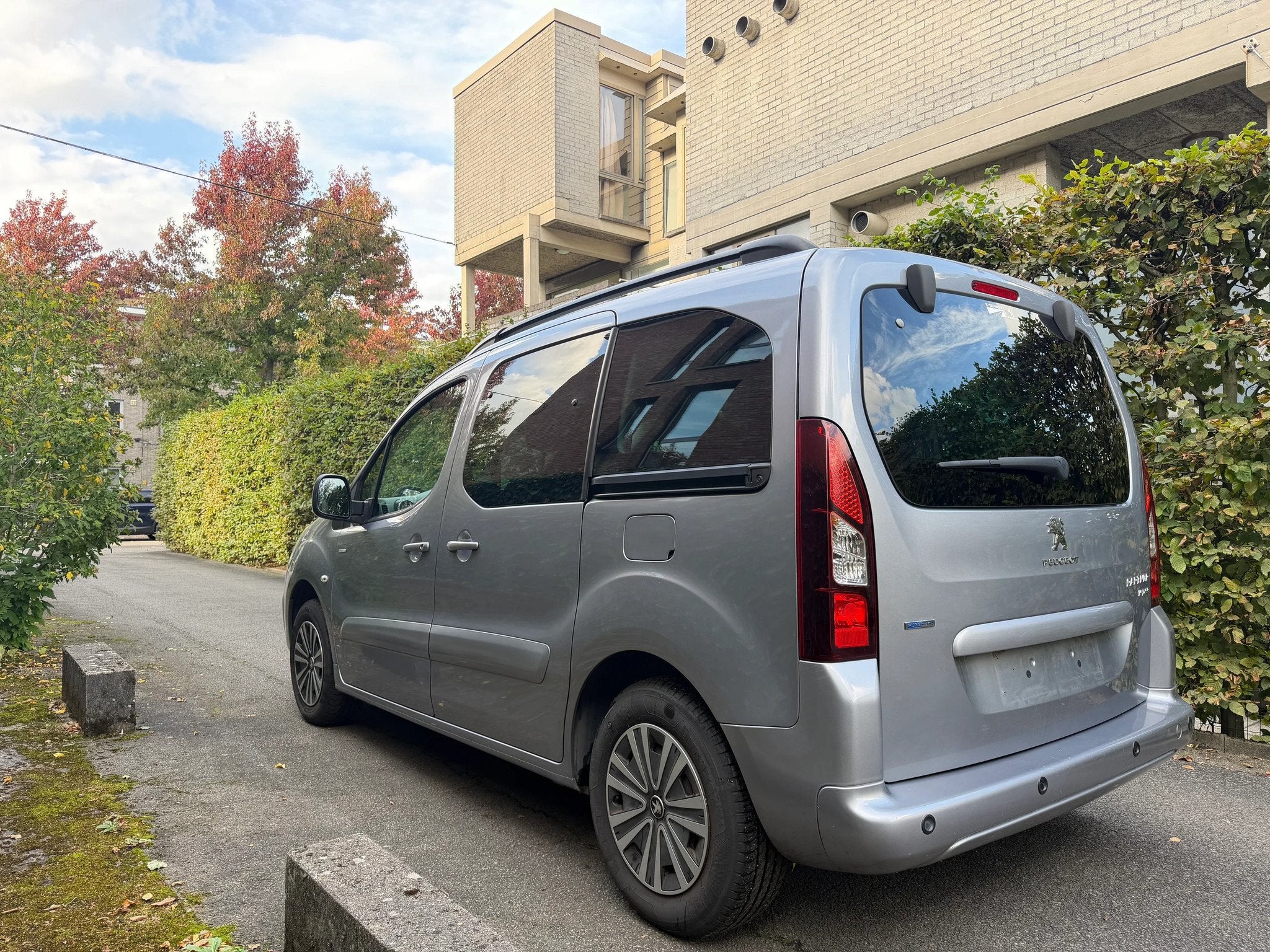 Peugeot Partner STYLE 1.2 benzine 103.000KM - 2018 GARANTIE, Gebruikt, 1199 cc, Bedrijf, 5 deurs
