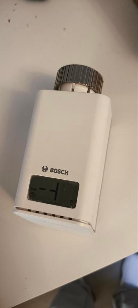 Bosch Smart Radiator Thermostat RT10-RFV, Doe-het-zelf en Bouw, Ophalen