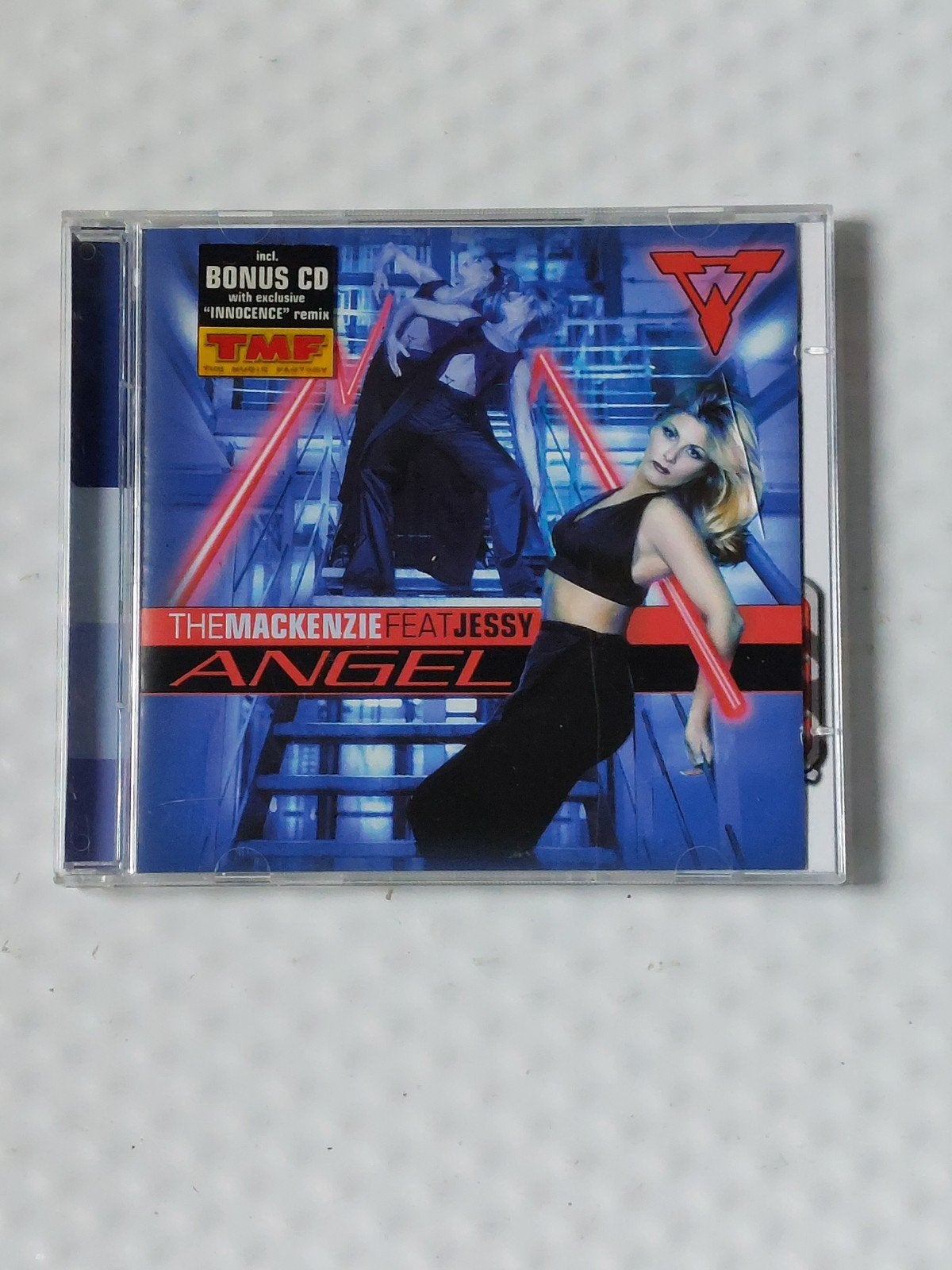 THE MACKENZIE feat JESSY - ANGEL, Cd's en Dvd's, Cd's | Dance en House, Verzenden, Zo goed als nieuw