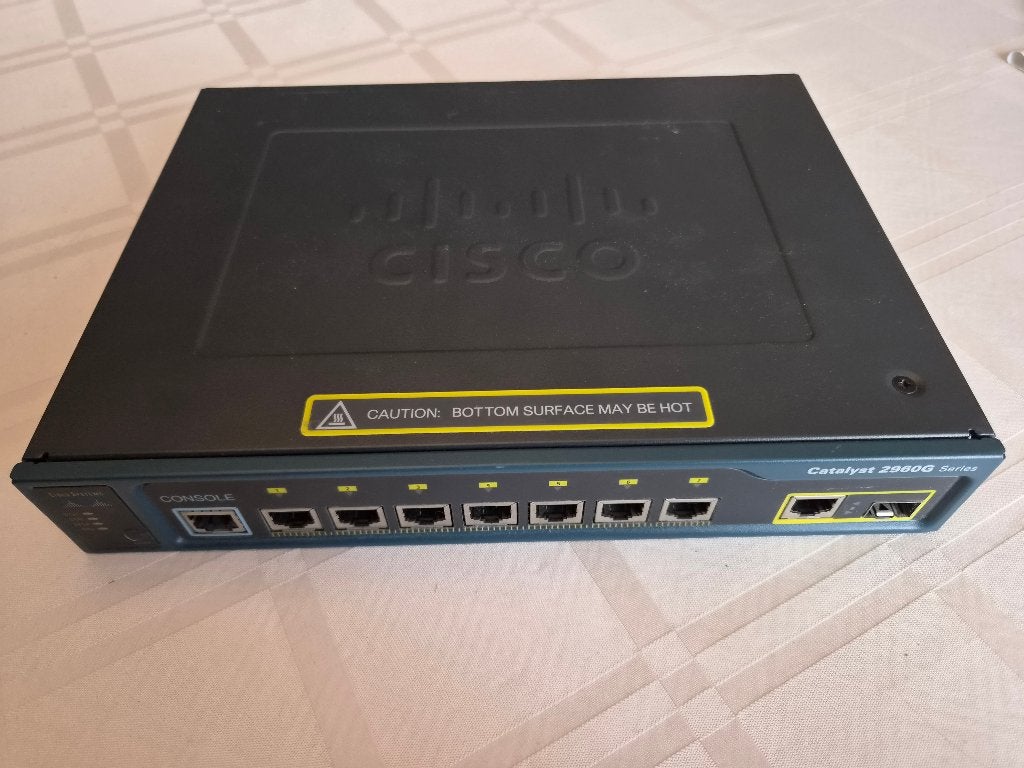 Commutateur gigabit Cisco WS-C2960G-8TC-L, Enlèvement ou Envoi, Comme neuf