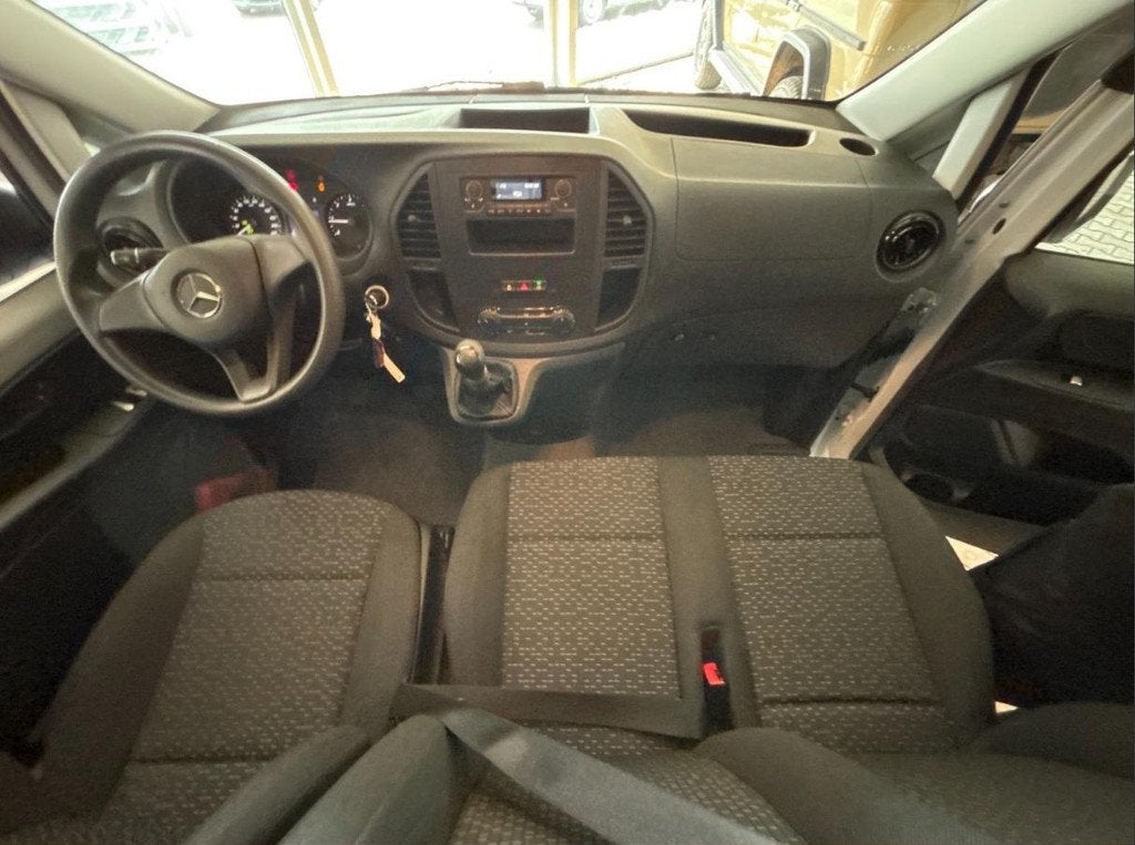 Mercedes-Benz Vito 110 CDI FWD L2 | Navigatie | Airco |, Auto's, Voorwielaandrijving, Stof, Gebruikt, 4 cilinders