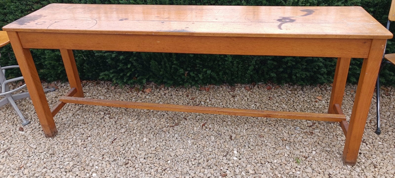 Table d'atelier, Enlèvement