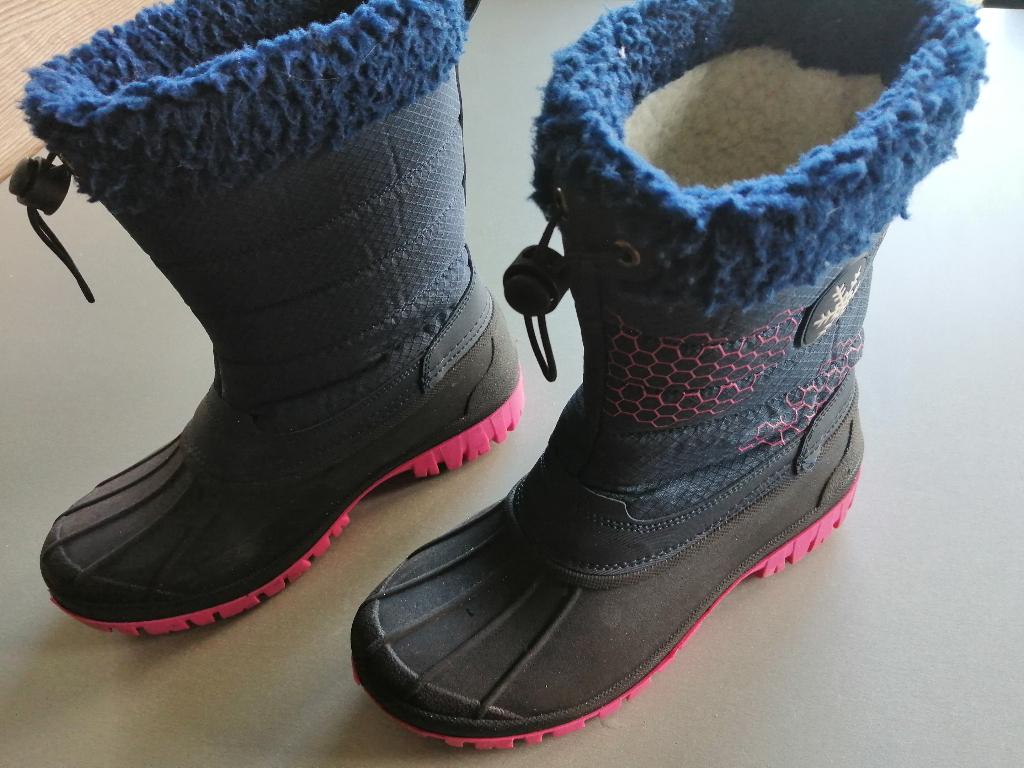 sneeuwlaarzen maat 35, Sport en Fitness, Skiën en Langlaufen, Ophalen of Verzenden, Zo goed als nieuw, Snowboots