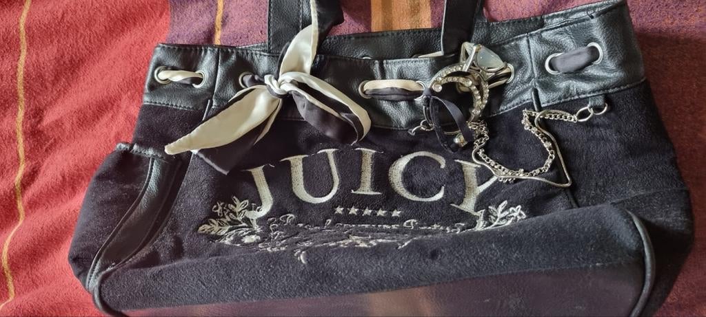 Handtas Juicy, Bijoux, Sacs & Beauté, Porte-monnaie & Portefeuilles, Autres marques, Comme neuf, Enlèvement, Avec fermeture à pression