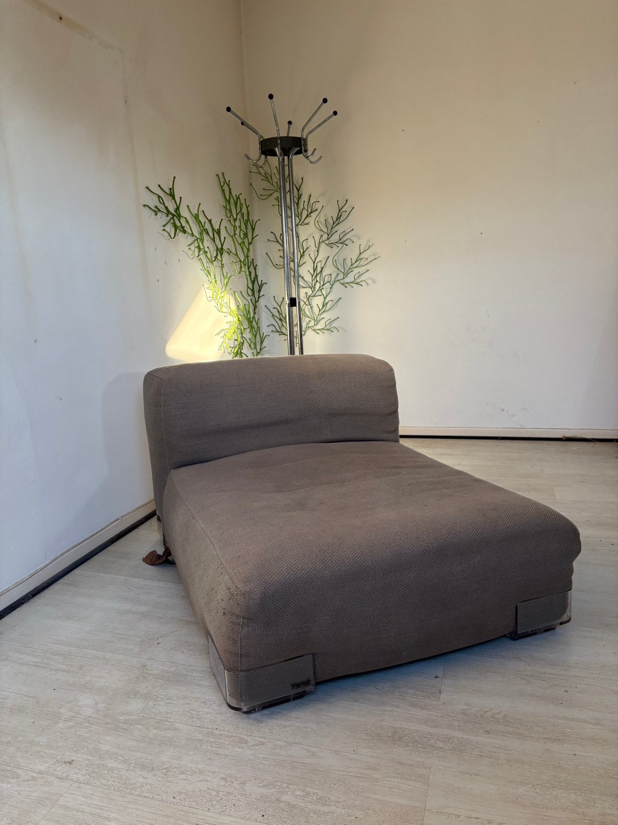 Méridienne canapé Kartell Plastics beige foncé, Design, Une personne, Enlèvement, Utilisé