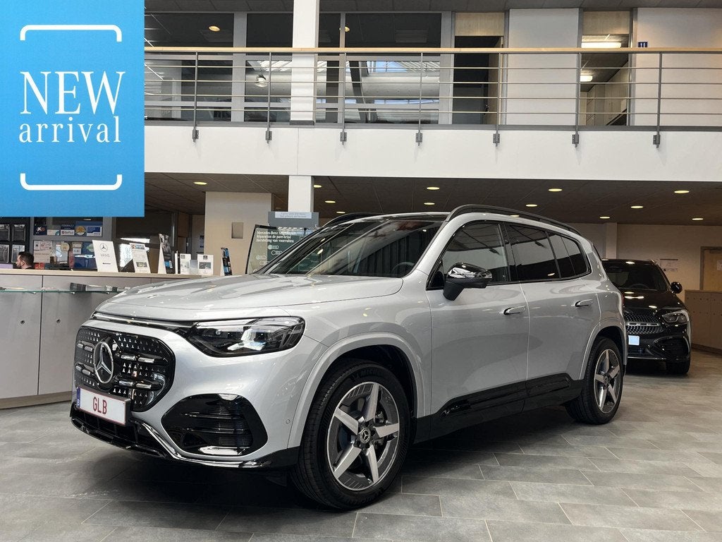 Mercedes-Benz GLB GLB 250+ AMG Line (automatique), Autos, Mercedes-Benz, Neuf, Argent ou Gris, Achat, 94 kWh