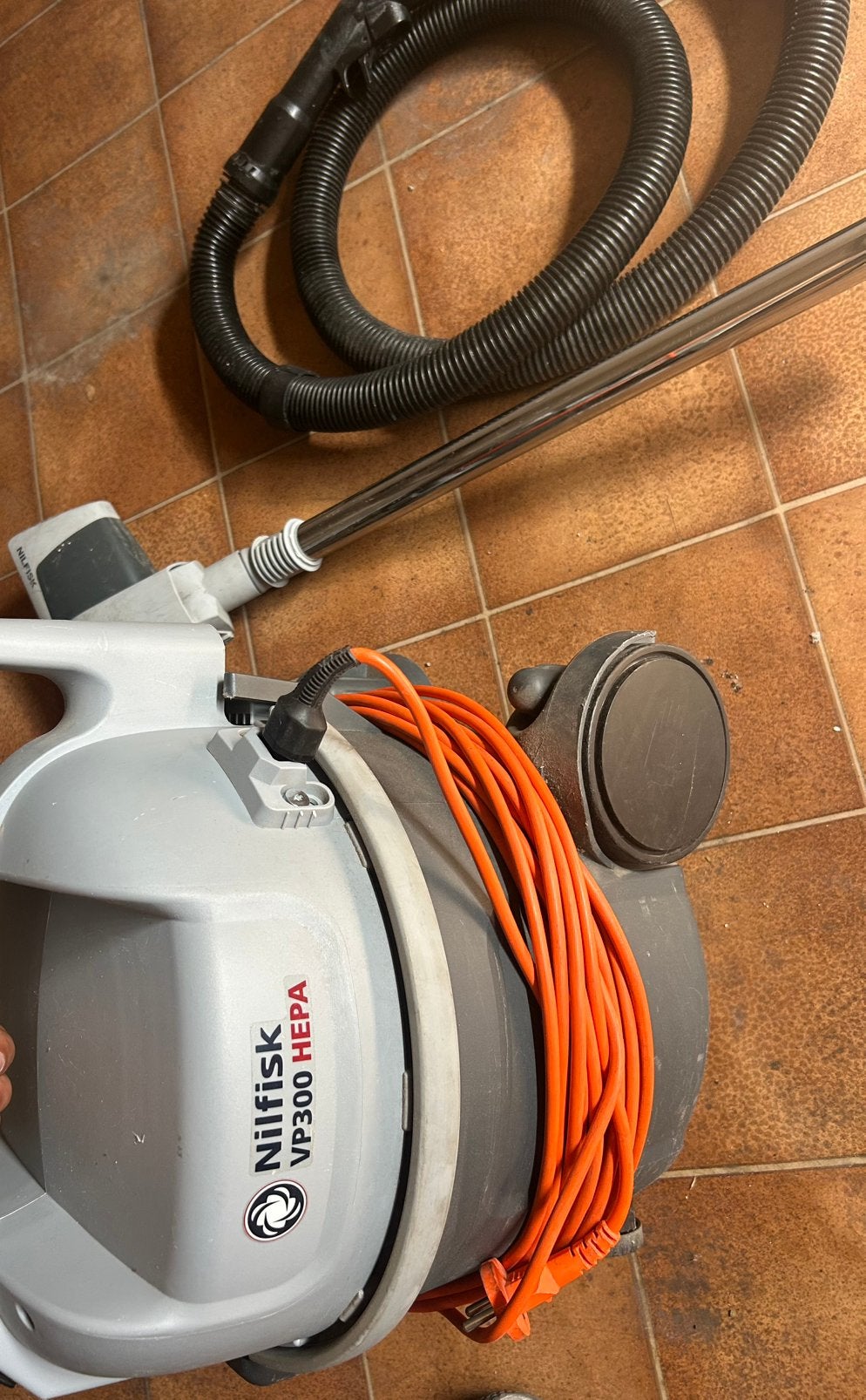 Stofzuiger werkt top, Elektronische apparatuur, Stofzuigers, Ophalen, Zo goed als nieuw