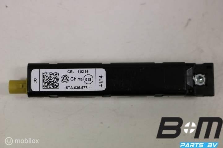 Antenneversterker Volkswagen Touran 5T, Auto diversen, Autoradio's, Gebruikt
