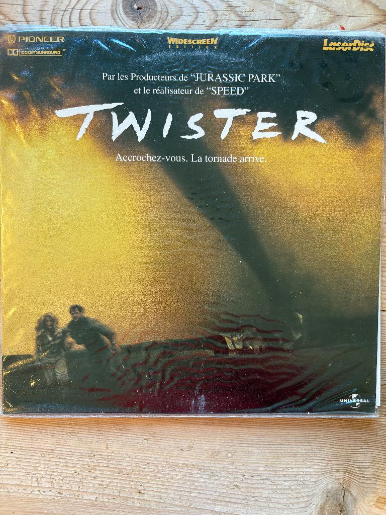LaserDisc — Twister — Breedbeeldeditie, Verzamelen, Film en Tv, Zo goed als nieuw, Film, Ophalen of Verzenden