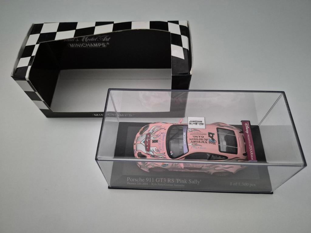 Minichamps Porsche 911 GT3 RS « Pink Sally » 400 046945 1/43, Enlèvement ou Envoi, Neuf, Voiture, MiniChamps