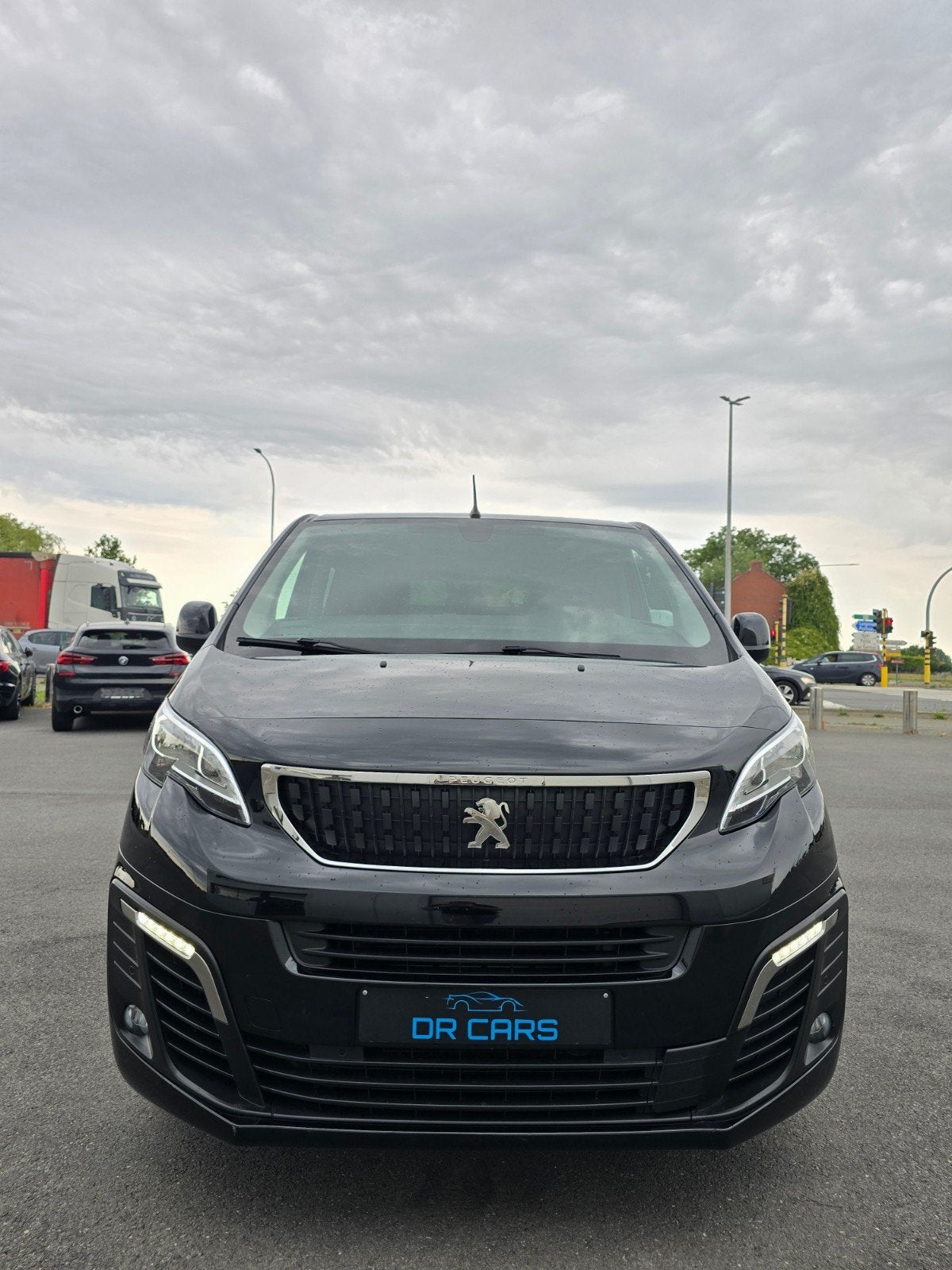 Peugeot Expert L3 Dubbele Cabine //Navigatie-Camera-Trekhaak, 1995 cc, Euro 6, 2500 kg, Zwart