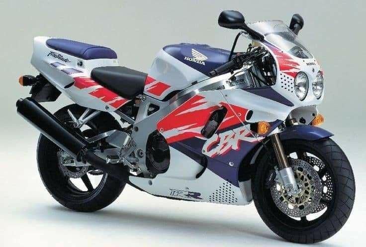 CBR900RR ,fireblade SC28 Frame gezocht, Motoren, Ophalen of Verzenden, Gebruikt
