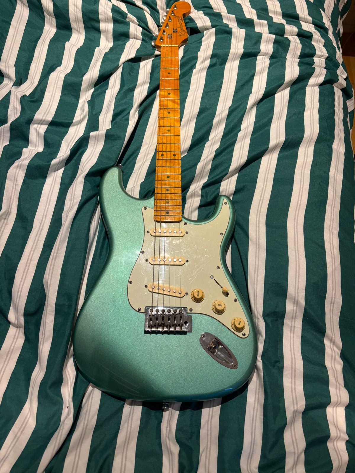 Guitare électrique richwood style stratocaster, Musique & Instruments, Enlèvement, Utilisé, Autres marques