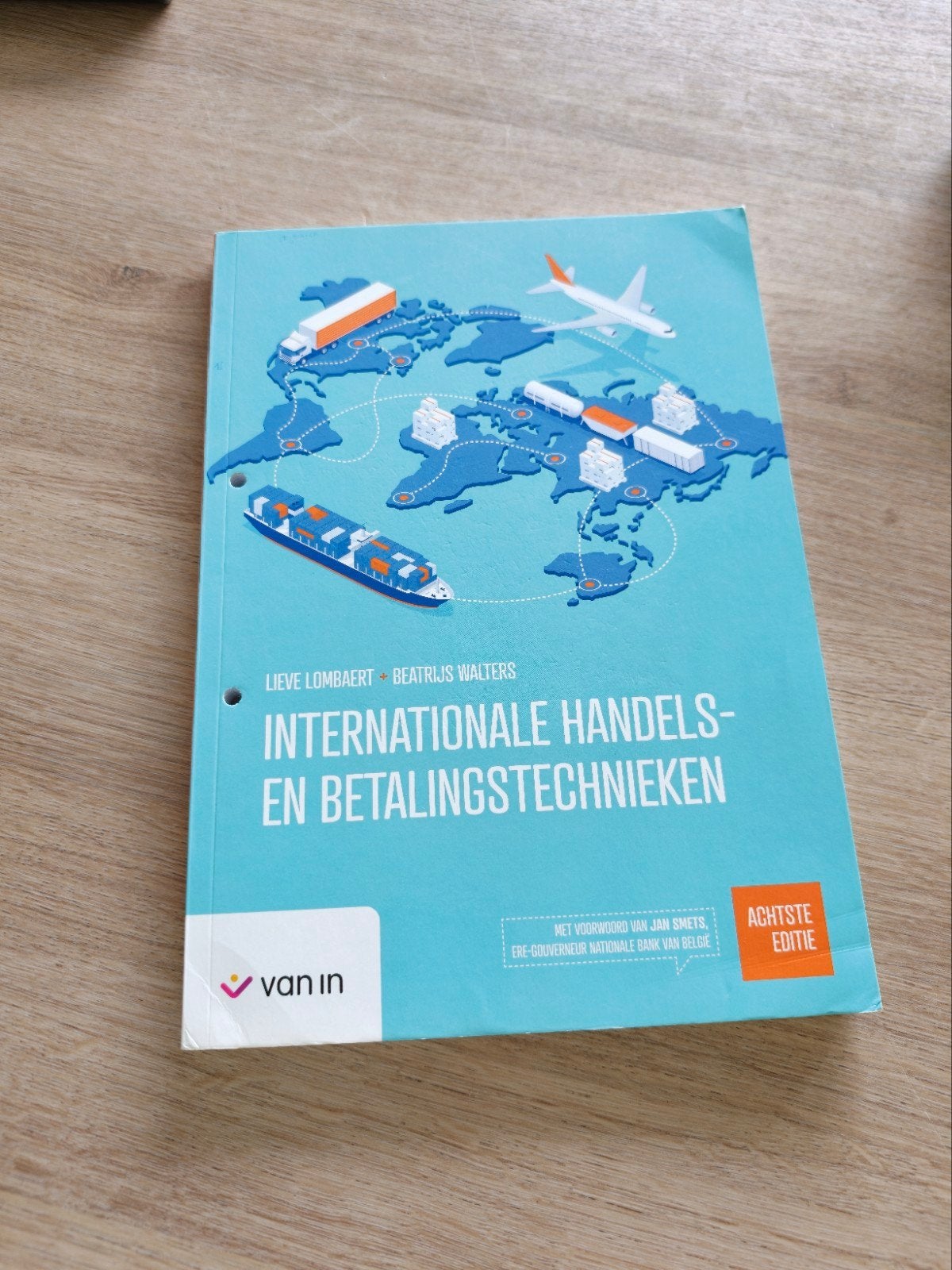 Internationale handels-en betalingstechnieken handboek 2023, Ophalen, Lieve Lombaert; Bea Walters