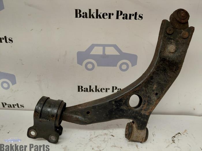 Bras de suspension avant droit d'un Volvo C30, -, -, 3 mois de garantie, -