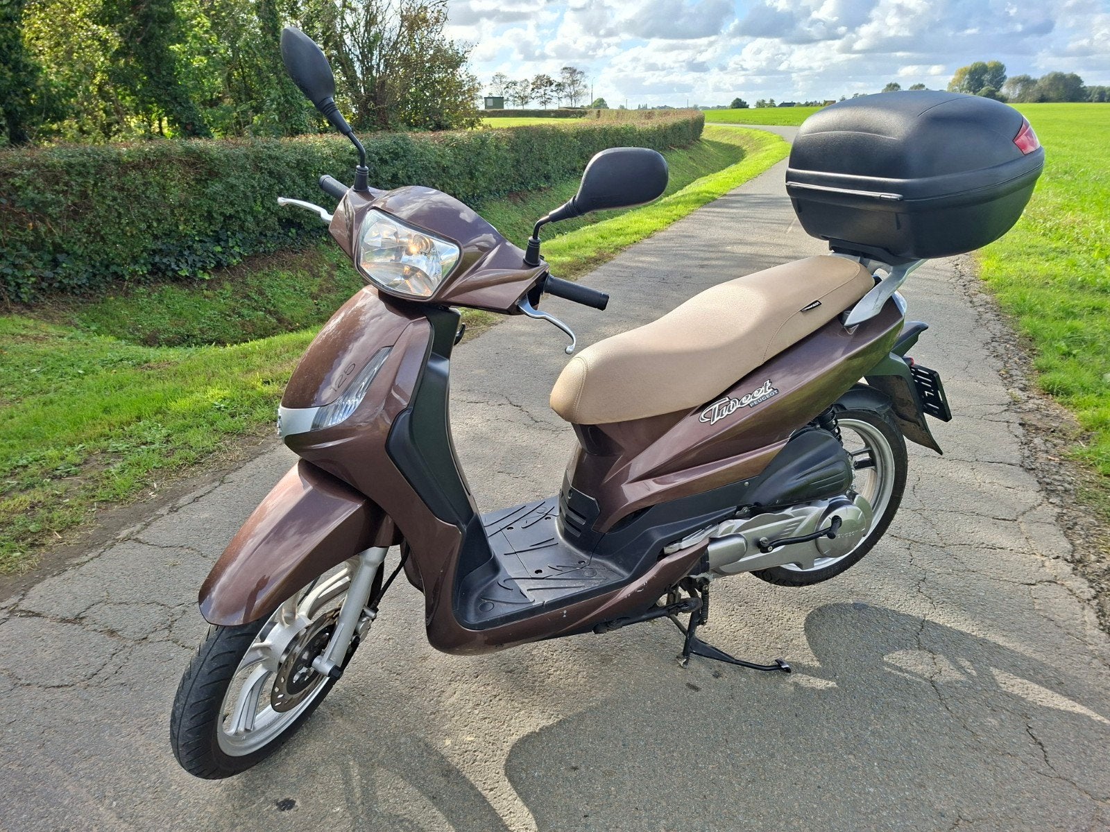Peugeot Tweet 125cc+ levering  super scooter !, Fietsen en Brommers, Ophalen