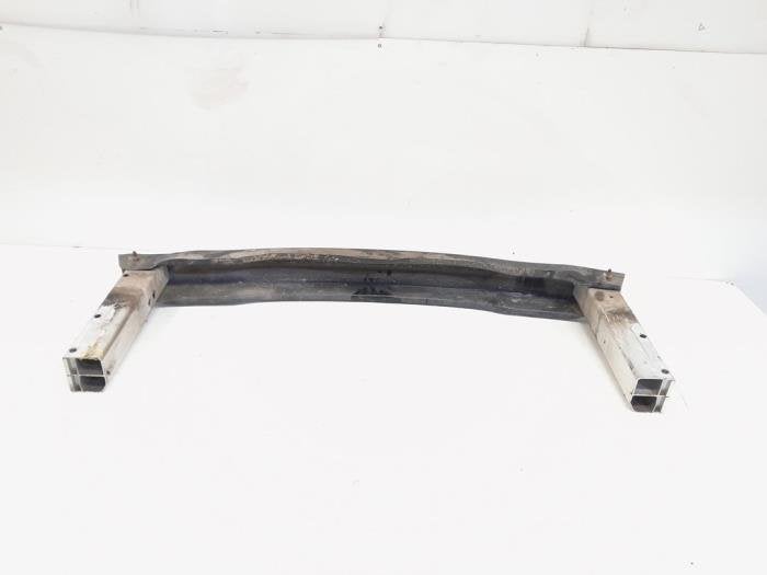 Cadre pare-chocs arrière d'un Audi A4, -, 3 mois de garantie, Audi, Utilisé