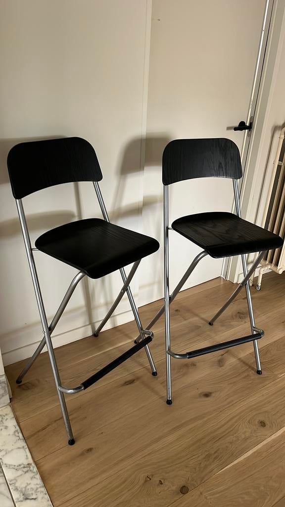 Zwarte barkruk IKEA, Ophalen, Zo goed als nieuw