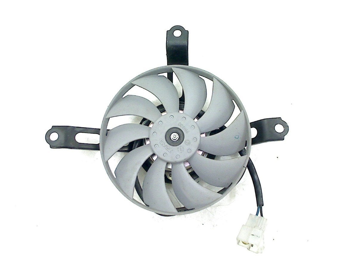 VENTILATEUR Yamaha YZF R1 2015-2016 (YZF-R1 2CR), Yamaha Motor Europe N.V., Utilisé, Customersupport@yamaha-motor.co.uk, Koolhovenlaan 101
1119 NC  Schiphol-Rijk, NL
