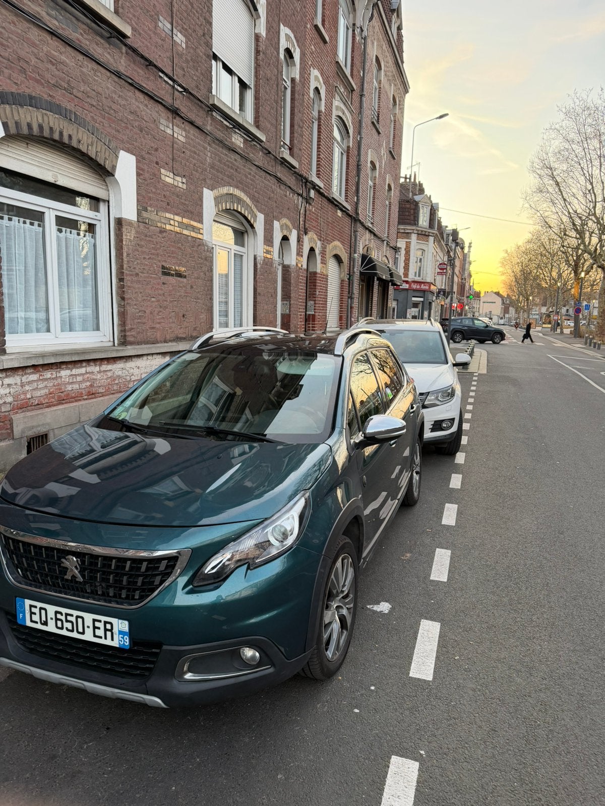 2008 crossway, Auto's, Peugeot, Zwart, Blauw, 120 kW, Automatische klimaatregeling