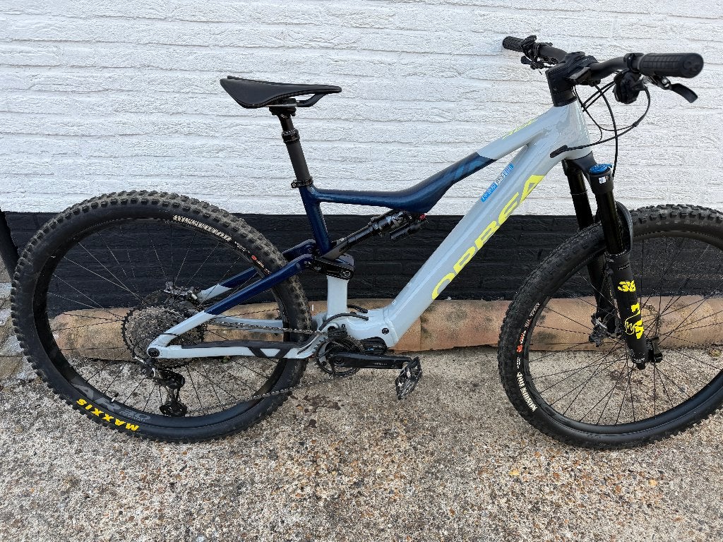 Orbea Rise H20 Large Zilver Blauw - 29 inch wielen, Vélos & Vélomoteurs, Vélos | Hommes | Vélos de sport & Vélo de randonnée, Utilisé