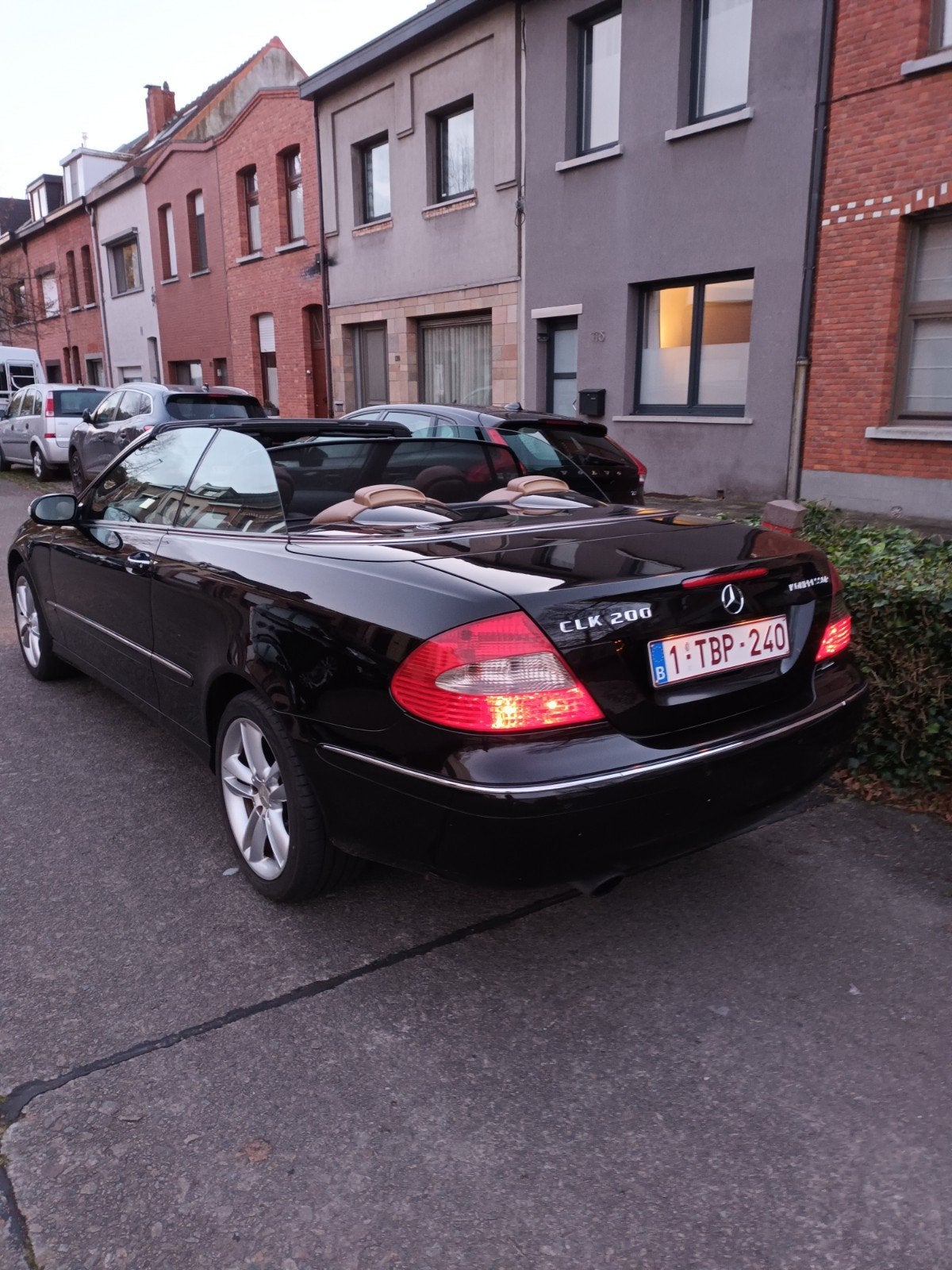 Mercedes Clk 200 compressor cabrio, Auto's, Parkeersensor, Beige, Cabriolet, Zwart