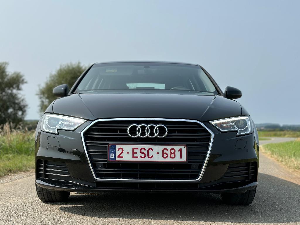 Audi A3 Sportback 116ch – 2019 – 30TFSI - 104000 km, Capteur de lumière, Achat, Euro 6, Entreprise