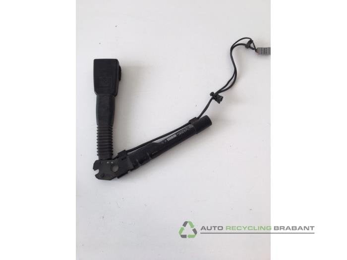 Tendeur de ceinture droit d'un BMW 3-Serie, -, 3 mois de garantie, Utilisé, -