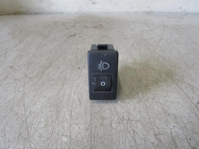 Commutateur phare hauteur réglable d'un Audi A4, -, 3 mois de garantie, Audi, Utilisé