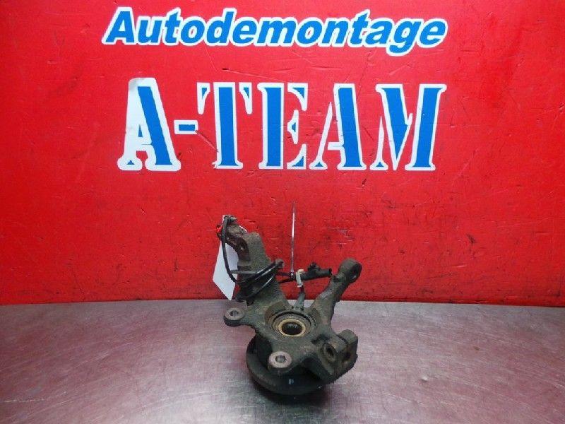 FUSEE RECHTS VOOR Nissan Note (E11) (01-2006/12-2013), Gebruikt, Nissan
