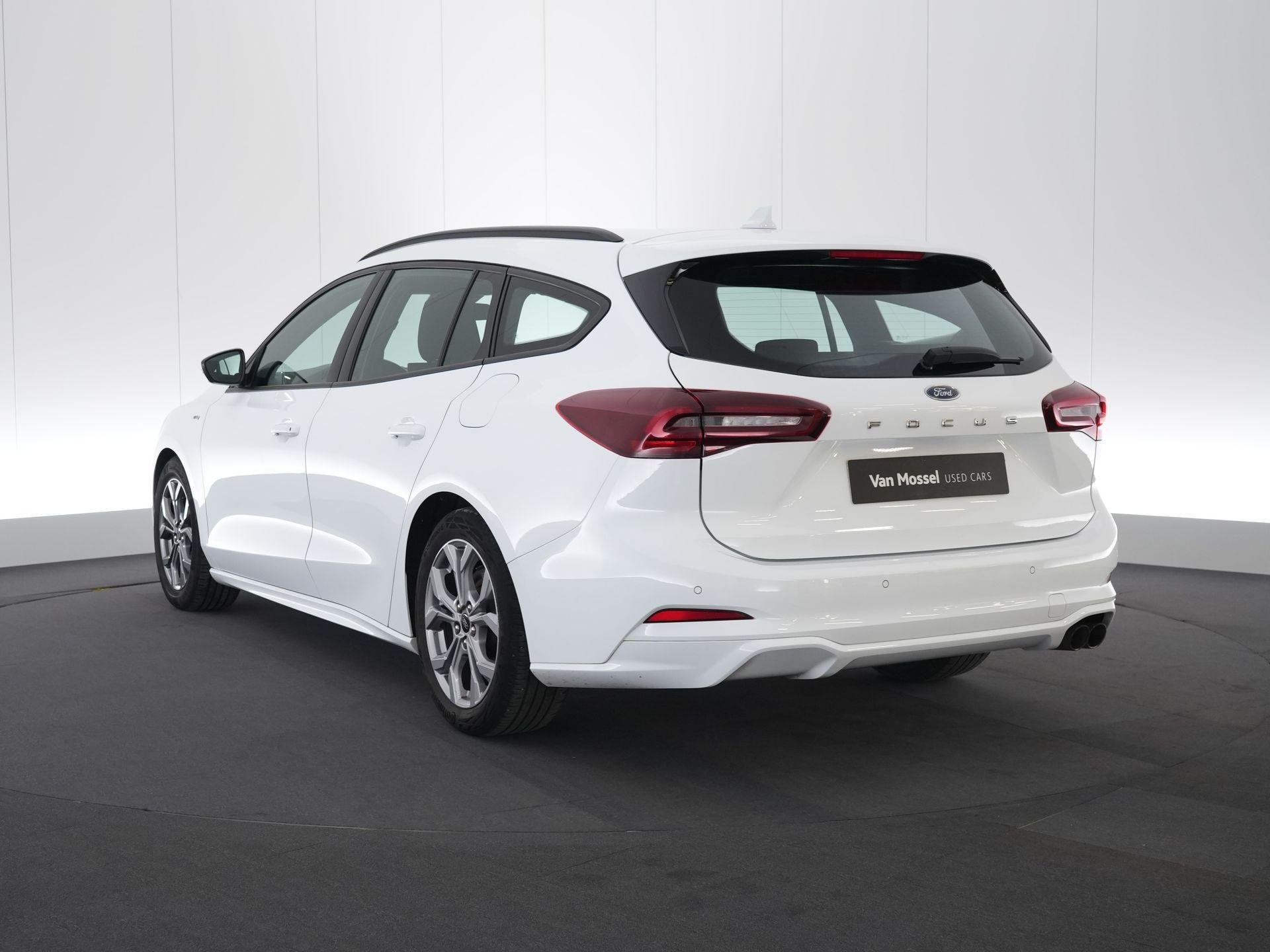 Ford Focus Clipper 1.0i EcoBoost MHEV 92kW ST-Line, Auto's, Stof, Gebruikt, https://public.car-pass.be/vhr/01ce15e7-9079-4465-85a1-4ba69440bbb6