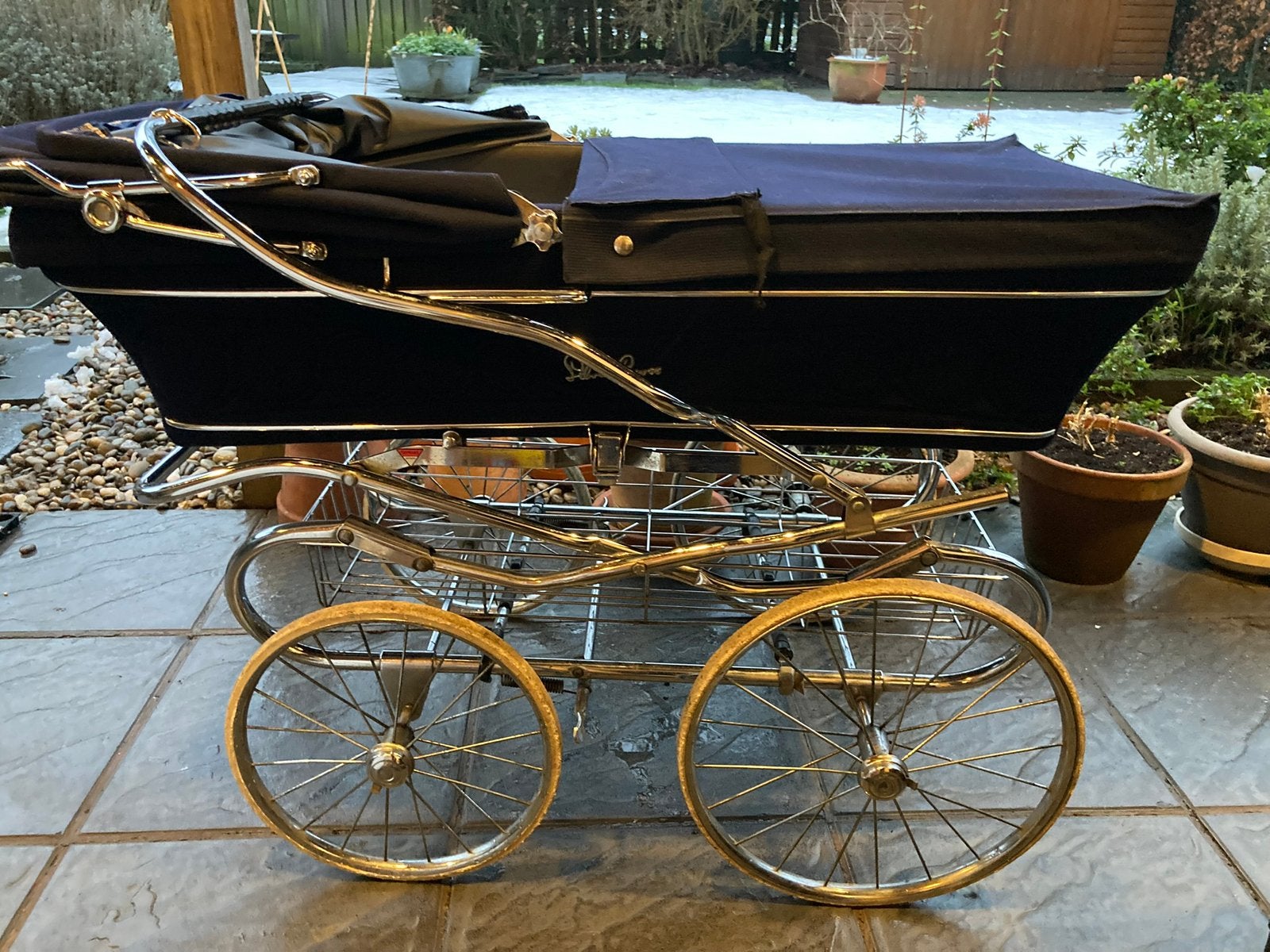 Vintage ruime Silvercross kinderwagen 1970, Kinderen en Baby's, Gebruikt, Met reiswieg, Ophalen, Kinderwagen