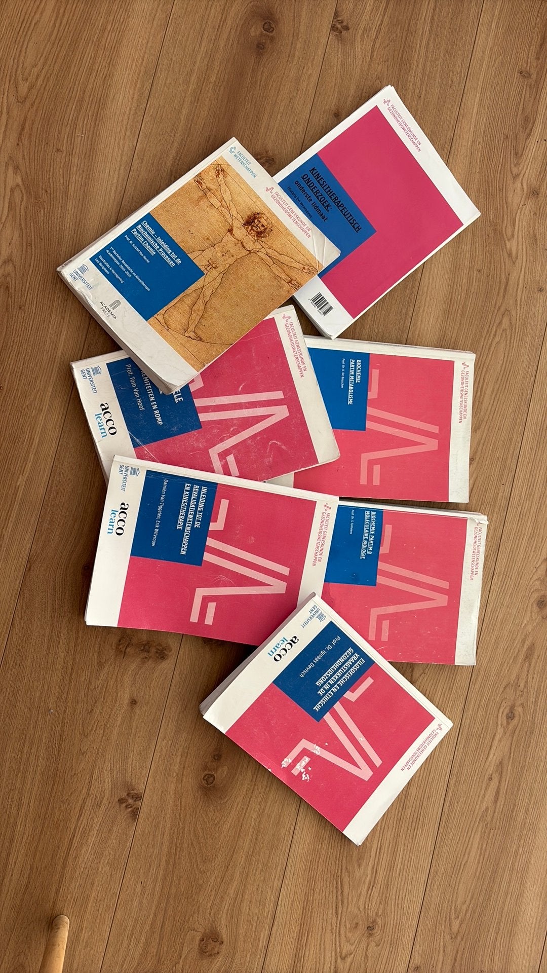 Filosofische en ethische vraagstukken set boeken kiné 1ste, Livres, Enlèvement ou Envoi, Utilisé, Enseignement supérieur