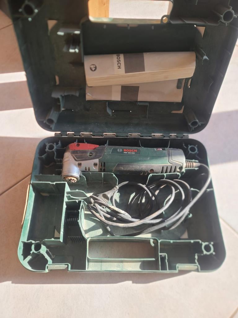 Multitool bosch à reparer, Doe-het-zelf en Bouw, Ophalen of Verzenden