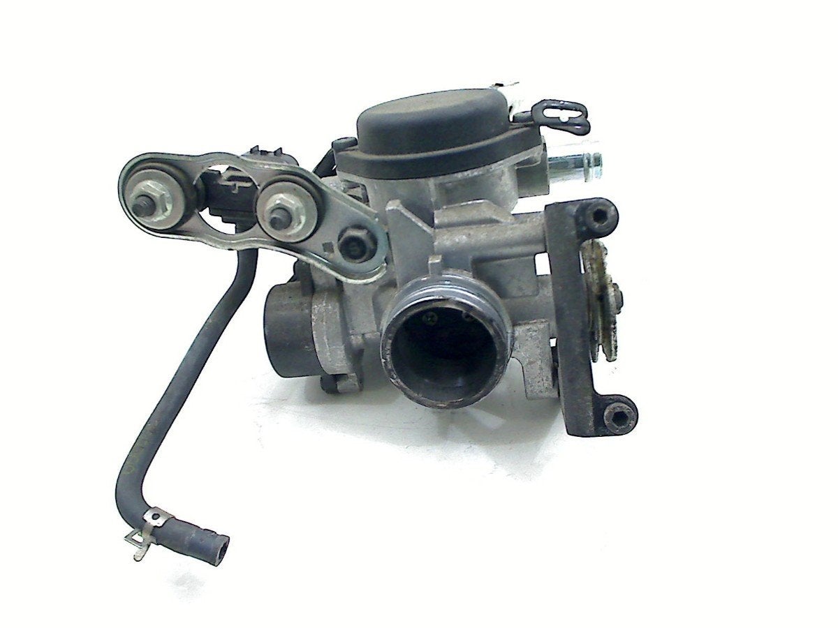 CARBURATEUR Yamaha YP 250 R X-MAX 2010-2013 (YP250R 1C0), Dhr. S. di Majo, Utilisé, Info@cama-motorparts.nl, P.J. Troelstraweg 8 8
3144 CX  MAASSLUIS, NL