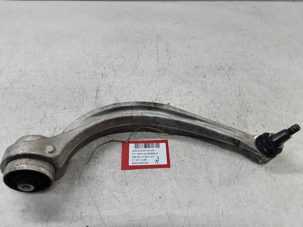 BRAS DE SUSPENSION AVANT GAUCHE (TRIANGLE) SQ7 (4MB / 4MG), Auto-Union-Straße  1,
85057  Ingolstadt, DE, Info@audi.de, Audi, Utilisé