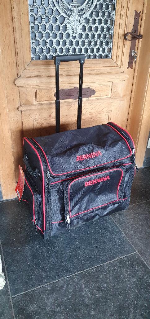 Bernina trolley, Hobby en Vrije tijd, Naaimachines en Toebehoren, Ophalen of Verzenden, Nieuw, Accessoires, Bernina