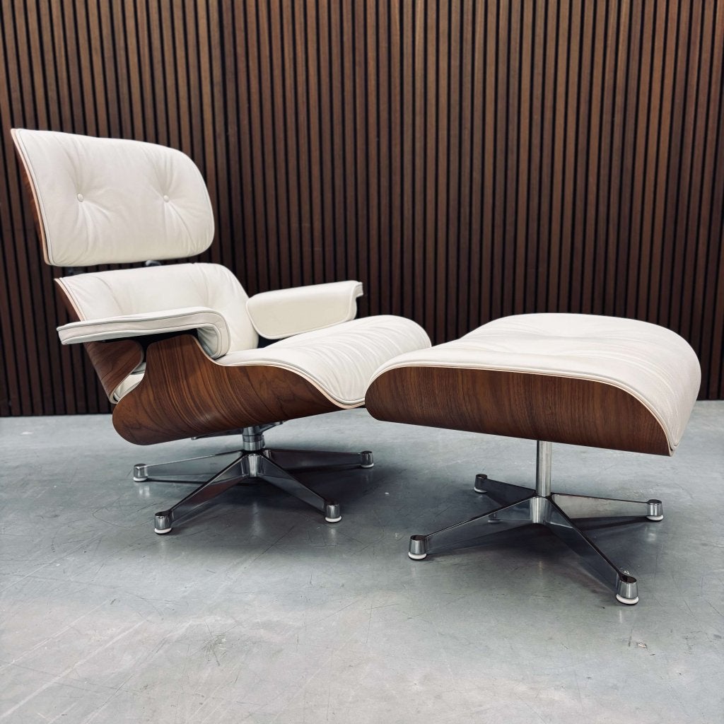 Vitra Eames Lounge Chair | Dark Walnut & Snow Leather, Enlèvement ou Envoi