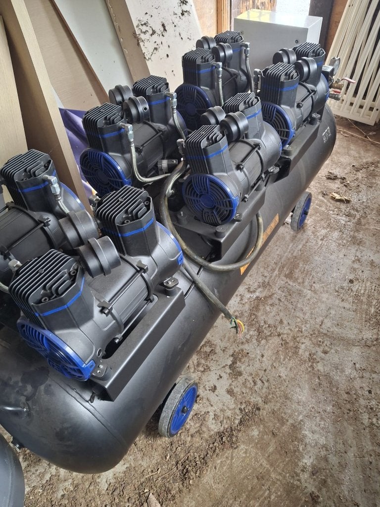 AirPro Olievrije Compressor 280L, Doe-het-zelf en Bouw, Compressors, Gebruikt, 6 tot 10 bar, 100 liter of meer, 400 tot 800 liter/min