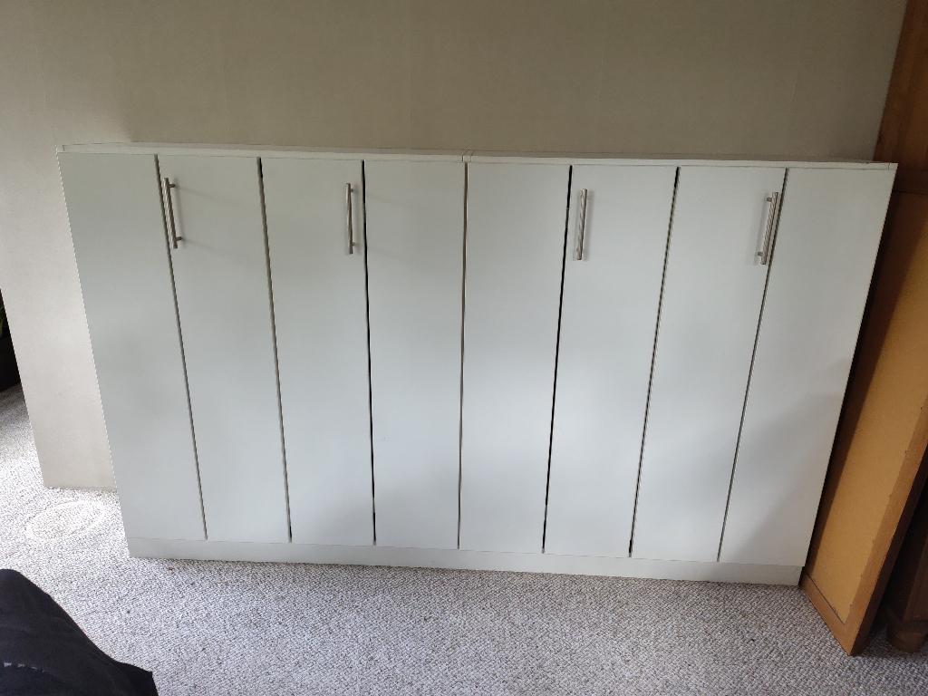 Kast 200x35x121cm, Huis en Inrichting, Kasten | Kleerkasten, Zo goed als nieuw, 100 tot 150 cm, 200 cm of meer, 25 tot 50 cm, Met deur(en)