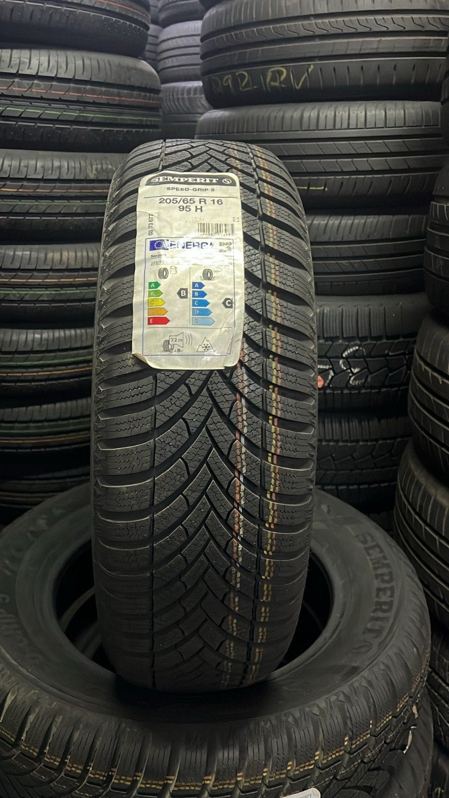 20565r16 205 65 r16 205/65/r16 semperit nouveau avec mont, Ophalen of Verzenden